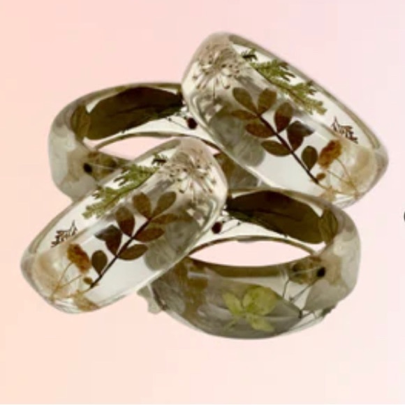 New Thistle Resin Bangle, 8” Circular - Picture 2 of 3